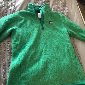 Green Patagonia half zip